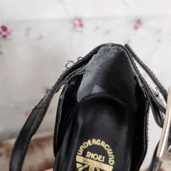 Vintage Platform Mary Jane Pumps - Picture 13 of 15